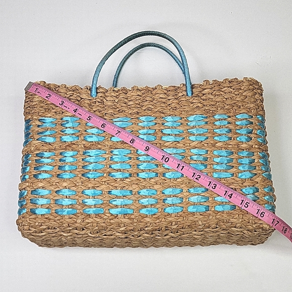 ESPRIT Large Woven Straw Tote Purse - Picture 5 of 17